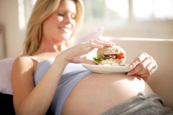 Regime alimentare per una madre surrogata